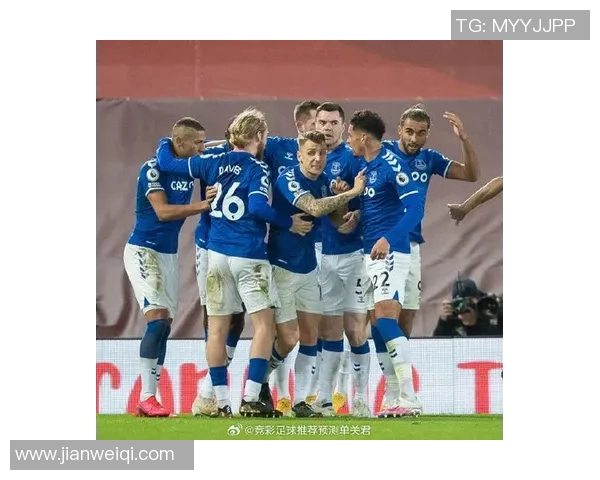 曼联对阵埃弗顿小豌豆能否再创佳绩引发球迷热议